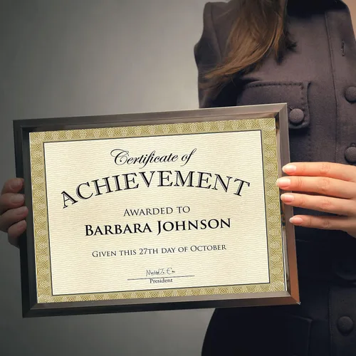 Miniatura 6 de Geographics Award - Papel certificado en blanco, 8.5 x 11 pulgadas, diseño de borde dorado natural Diplomat (paquete de 50)