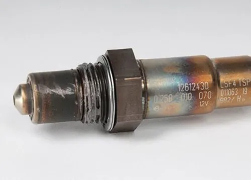Miniatura 2 de GM Genuine Parts 213-4553 (12612430) Sensor de oxígeno calentado