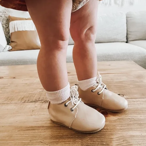 Miniatura 6 de Piper Finn Zapatos Oxford de caña baja para niños, zapatos de vestir para niñas y niños, botas Oxford para niños y niñas con piel encerada, cordones