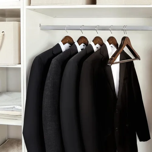 Miniatura 6 de TOPIA HANGER Perchas de Madera para Abrigos Paquete de 30, Perchas de Madera Vintage para Trajes con Barra Antideslizante para Pantalones, Gancho