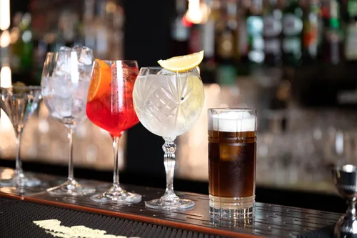 Miniatura 2 de Barski Copas de vino – Gin Tonic – Cóctel – Cupé – Copa – Juego de 6 vasos de cristal – Copas de globo bellamente diseñadas – Cada copa es de 18