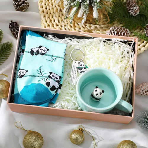 Miniatura 7 de Kit de regalo con temática de panda de 3 piezas para mujeres, taza de panda, calcetín y llavero, linda taza para fiesta de Navidad, regalo