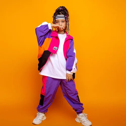 Miniatura 3 de LOLANTA Conjunto de pantalones deportivos para niñas con bloques de color y pantalones deportivos deportivos de hip hop y baile ropa de calle unisex