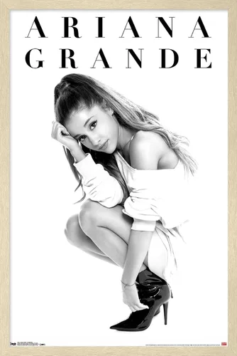 Miniatura 7 de Ariana Grande - Póster de pared de luna de miel, 22.4 pulgadas de largo x 14.7 pulgadas de ancho, versión enmarcada en madera de granero