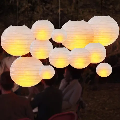 DazzLiteer 12 linternas de papel blanco con luz LED, decoraciones redondas colgantes de papel para cumpleaños, bodas, fiestas, decoración del hogar