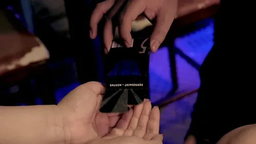 Miniatura 2 de Goma de mascar a cualquier cosa (trucos e instrucciones en línea) por Sansminds Magic