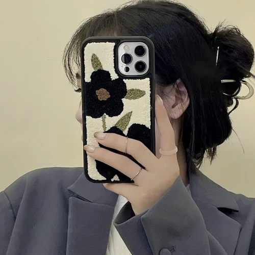 Miniatura 2 de Bonita funda para teléfono compatible con iPhone 14 Pro, diseño femenino retro de flores negras con diseño floral, delgada, suave y esponjosa, Black