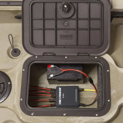 Miniatura 8 de Yak-Power Complete System for Kayaks Digital Switching with Plug-and-Play Connectivity and Control of Your 12-Volt Electronics