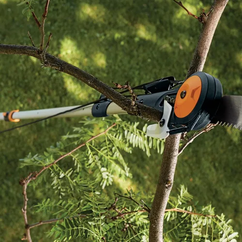 Miniatura 19 de Fiskars - Podadora extensible para recortar ramas de árboles