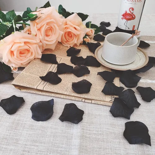 Miniatura 7 de ATFL Pétalos de rosa negros de 0.9 libras, 5000 pétalos de flores falsas negras para bodas, pétalos de flores para noche romántica para él, pétalos