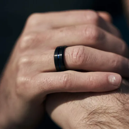 Miniatura 5 de Greenpod - Anillo de boda, de tungsteno, para hombre, 1564, 2064 y 2564 pulgadas, frase I love you grabada, ranura central fina de color azulrosa
