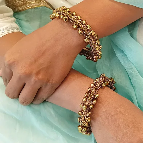Miniatura 4 de Efulgenz Boho Vintage Antique Gypsy Tribal Indian Oxidized Bell Charm Bracelet Bangle Set Jewelry, Perfect
