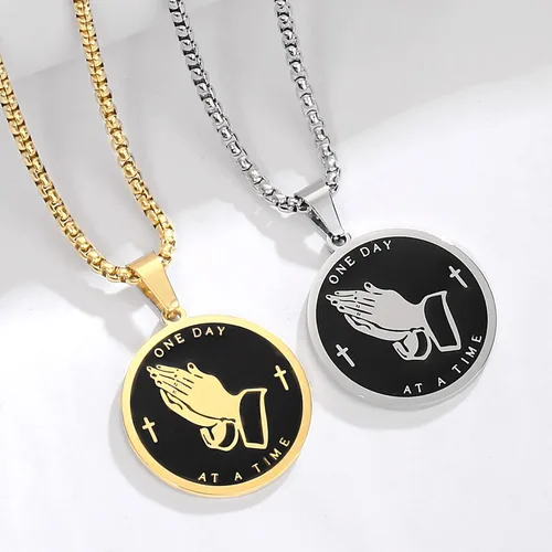 Miniatura 7 de Collar de oración de serenidad con manos en oración, colgante de moneda para hombres y mujeres, señores, oración, versículo bíblico, coraje