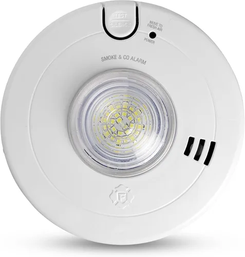 First Alert BRK Hardwire - Alarma combinada de humo y monóxido de carbono con luz estroboscópica LED y batería de reserva de 10 años, 1 paquete
