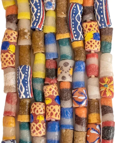 Miniatura 4 de The Bead Chest Cuentas Krobo africanas pintadas, hebra completa de cuentas de vidrio tribales de Ghana para hacer collares o joyas
