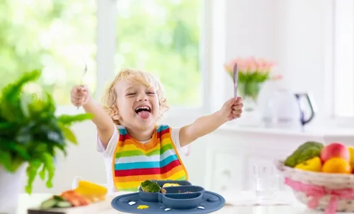 Miniatura 6 de Platos divididos de silicona para niños pequeños, platos portátiles antideslizantes con ventosa para niños, bebés y niños, sin BPA (azul oscuro)