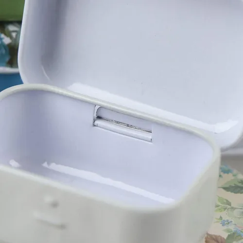 Miniatura 18 de 8 piezas de mini flores de estaño organizador de joyas caja de almacenamiento cajas decorativas pequeñas latas de metal floral con tapas