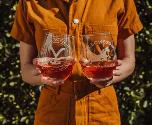 Miniatura 2 de Toynk Yellowstone Dutton Ranch - Copas de vino sin tallo, juego de 2 vasos de 20 onzas para mimosas, cócteles