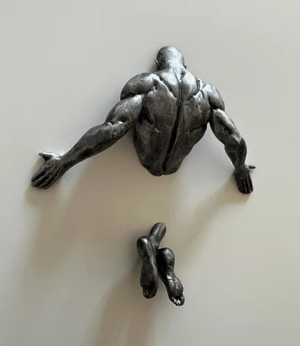 Miniatura 2 de Hombre saliendo del arte de la pared, estatua de pared, escultura de pared moderna, decoración de pared, colgantes abstractos