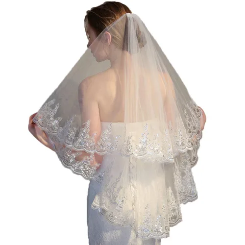 Brinote Velos de boda con lentejuelas y borde de encaje para novias velo corto de 2 niveles longitud a la cadera velos de novia con peine brillante