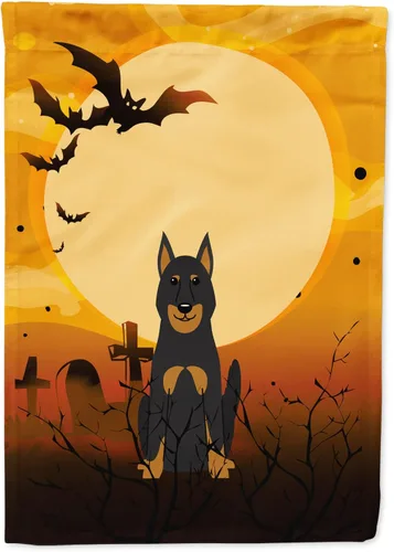 Miniatura 234 de Caroline's Treasures BB4307GF - Bandera de Halloween Airedale para jardín, bandera decorativa para patio exterior, obras de arte de patio, macizos