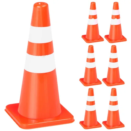 Miniatura 11 de Alyoen 30 piezas conos de tráfico mini de 1", pequeños conos naranjas en miniatura, pequeño juguete navideño para niños, juguete de cono de bloque