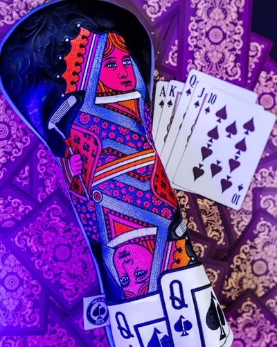 Miniatura 6 de Pins & Aces Fairway - Funda de cuero de primera calidad hecha a mano – Ace of Spades y cierre magnético, cubierta para palos de golf de calidad