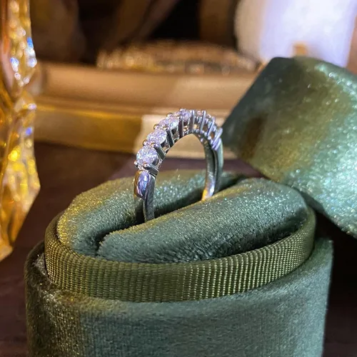 Miniatura 8 de IRROYA Anillos de boda de moissanita genuina para mujer, 7 piedras, corte redondo, 0.70 quilates, anillos de boda de moissanita para mujer, chapados