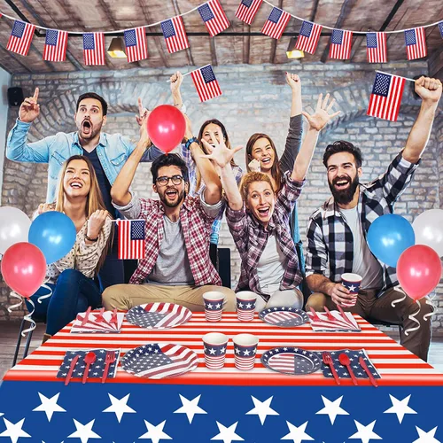 Miniatura 7 de Esjay Mantel del 4 de julio, paquete de 2 manteles de plástico con bandera estadounidense (54 x 72 pulgadas) para suministros de fiesta patriótica