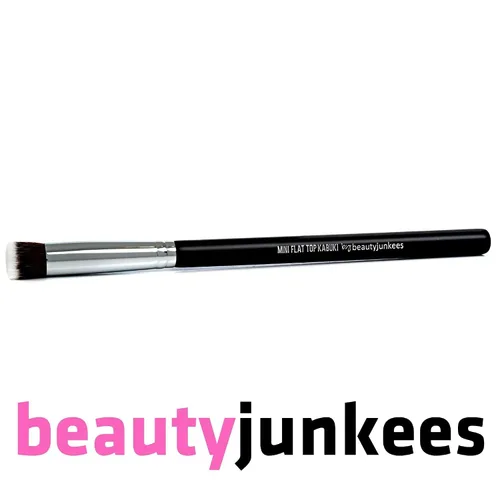 Miniatura 6 de Beauty Junkees Mini cepillo corrector de parte superior plana debajo de los ojos para difuminar pequeñas densas firmes sintéticas, funciona