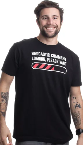 Miniatura 2 de Comentario Sarcástico en inglés Cargando Por Favor Espere divertido humor sarcástico para hombres y mujeres en una camiseta.