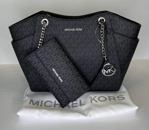Miniatura 2 de Michael Kors Jet Set - bolsa de hombro para viaje con cadena grande, cartera triple Michael Kors Jet Set.