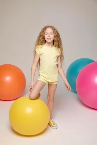Miniatura 30 de Lilax Pantalones cortos de baile básicos y suaves para niñas para gimnasia o debajo de las faldas