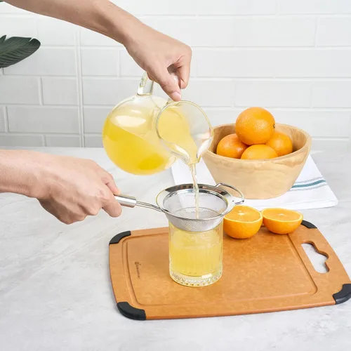 Miniatura 5 de Restaurantware Colador de malla fina de acero inoxidable de 11.5 pulgadas, tamiz estándar alemán con mango ergonómico, apto para lavavajillas