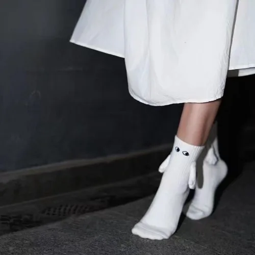 Miniatura 3 de UAURORAO Calcetines de pareja de muñecas 3D para mujeres y hombres, calcetines divertidos para sostener las manos en la mano, calcetines de amistad