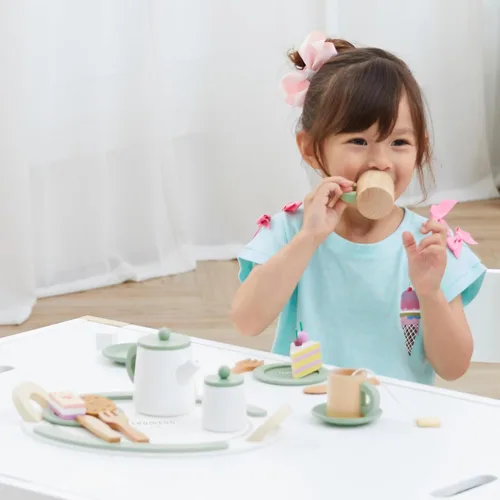 Miniatura 5 de Teamson Kids Little Chef Frankfurt - Juego de accesorios de madera para fiesta de té, 20 piezas, con comida y tazas