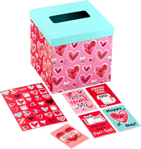 Hallmark Tarjetas del día de San Valentín y buzón para intercambio de aula escolar, corazones de garabatos (1 caja, 32 tarjetas de San Valentín, 35