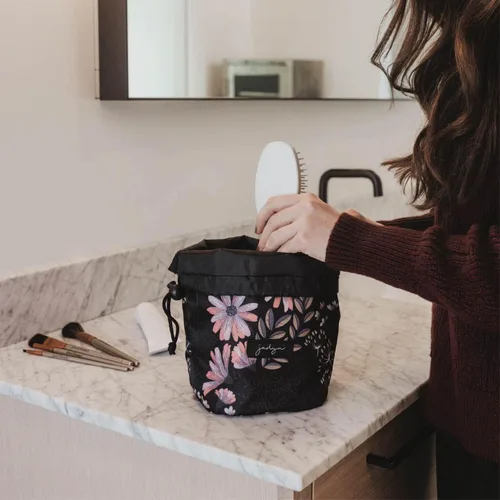 Miniatura 6 de Jadyn Organizador de Maquillaje Duradero con Cierre Superior - Bolsa de Maquillaje de Viaje Compacta - 7 Bolsillos Interiores para Cosméticos