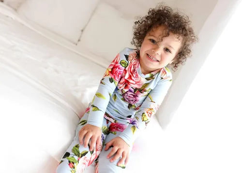Miniatura 70 de Posh Peanut Pijamas para niñas, suaves, de viscosa de bambú para niños, pijamas a juego de manga larga para niñas