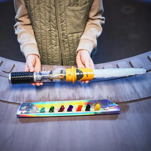 Miniatura 12 de STAR WARS Power Crystal Lightsaber, 7 colores y 10 cristales, más de 50 combinaciones que cambian de color, luces y sonidos, juguetes para niños