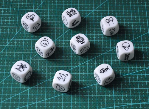 Miniatura 4 de DIY Happy Story Dice 9 Cubos Juguetes 54 Imágenes Imágenes Imágenes Ilimitadas Historias Combinaciones Juego icónico de narración de historias Juego