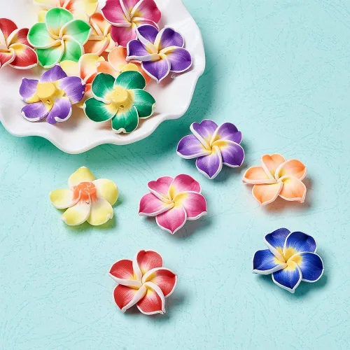 Miniatura 5 de Craftdady 100 cuentas de arcilla polimérica de plumeria de 1.181 x 0.433 in, cuentas espaciadoras florales sueltas mezcladas al azar con 5 pétalos