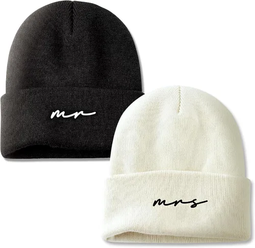 Miniatura 16 de Mr and Mrs Beanies, Wedding Gifts for Couples, His and Hers Engagement Gift, Honeymoon Travel Essentials