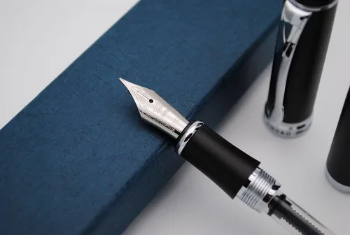 Miniatura 4 de Pluma estilográfica JINHAO X750 de punta M (Negro con acabado mate)