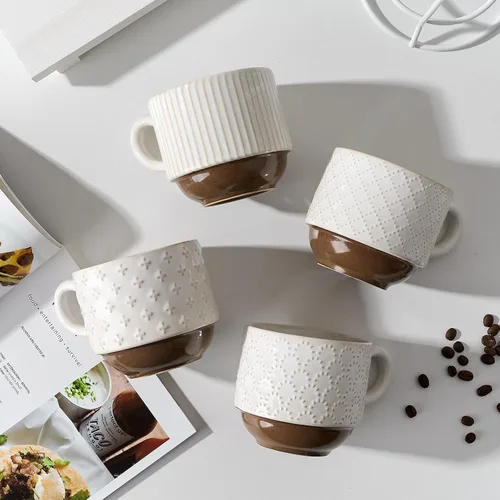Miniatura 7 de Juego de 4 tazas de café de cerámica grandes con soporte, 15 oz, apilables, tazas de café con relieves diferentes y acanaladas para café con leche