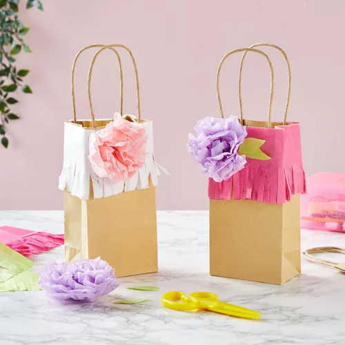 Miniatura 4 de Juvale Mini bolsas de regalo marrones con asas, paquete de 50, 3.5 x 2.4 x 7 pulgadas, mini bolsas de papel para minoristas, recuerdos de fiesta
