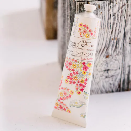 Miniatura 6 de Library of Flowers Handcreme - Crema de manos perfumada para mujeres, loción hidratante de manos para manos secas, manteca de karité y manteca