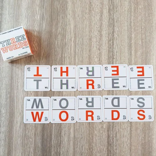 Miniatura 5 de Presenta: Tres Palabras O Menos - Un simple pero desafiante pequeño juego de palabras; Diseñado para 2-6 jugadores mayores de 13 años que son un