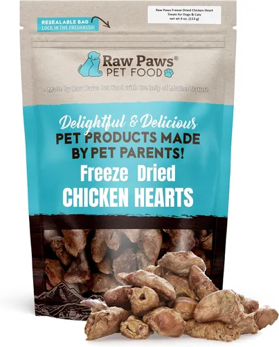 Raw Paws Corazones de pollo liofilizados enteros para perros y gatos, 4 onzas enteras - Hecho en Estados Unidos - Golosinas de pollo liofilizadas