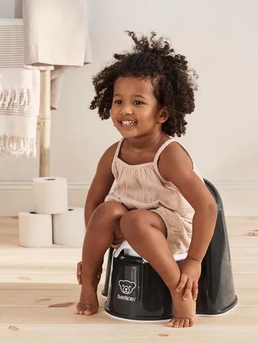 Miniatura 6 de BabyBjörn Silla para Orinal, Inodoro de Entrenamiento para Niños en Negro/Blanco, Fácil de Limpiar, Orinal Interior Extraíble, Antideslizante